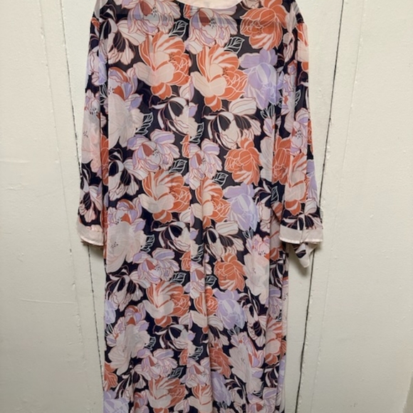 253 Torrid sz 4 duster - Picture 2 of 2